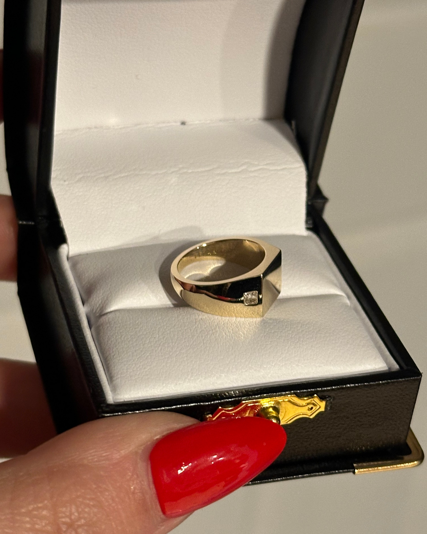 The Lani Signet Ring